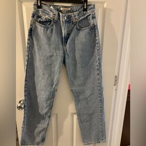 Levi Low Pro Straight